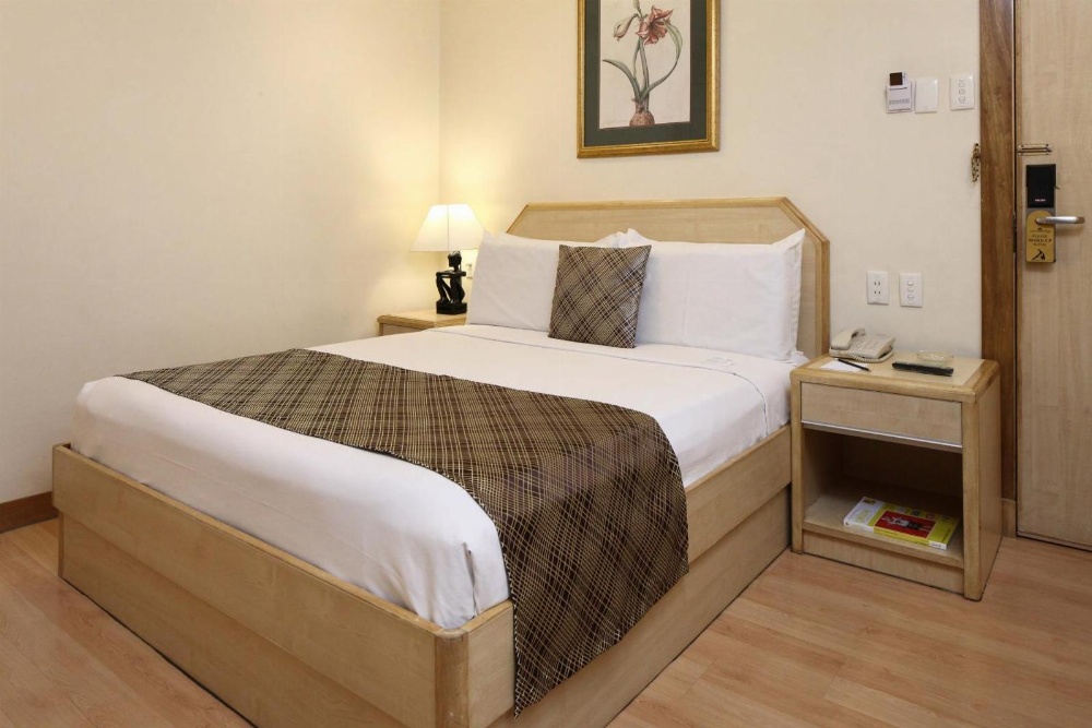 Manila Lotus Hotel Main image